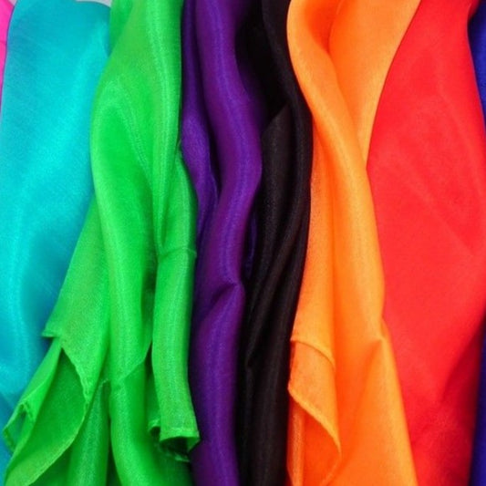 Magicians Tailored Silk - (18 inch square random colour)